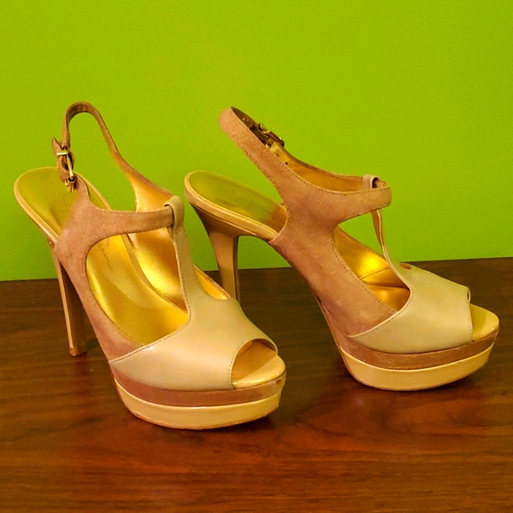 Leather shoe